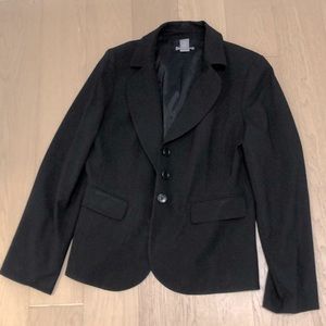 ANN TAYLOR Black Three Button Blazer